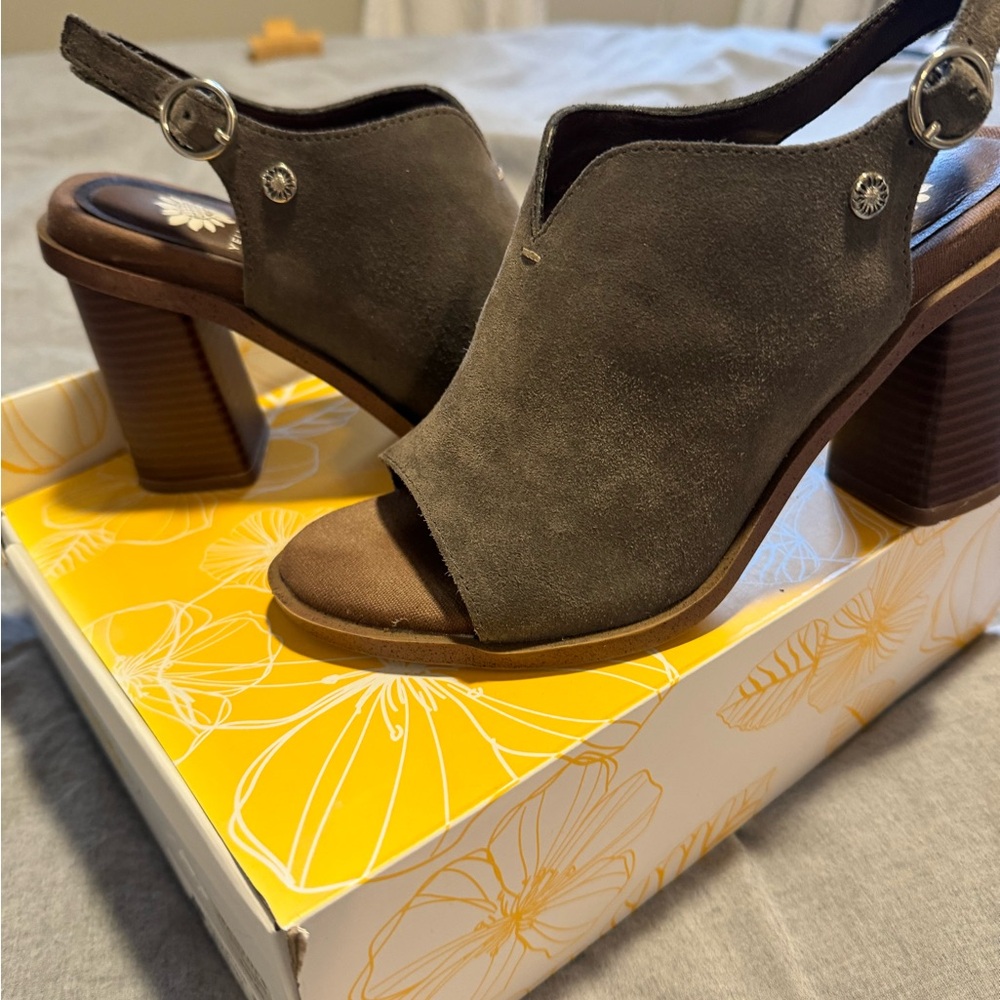Gray Yellow Box sling backs